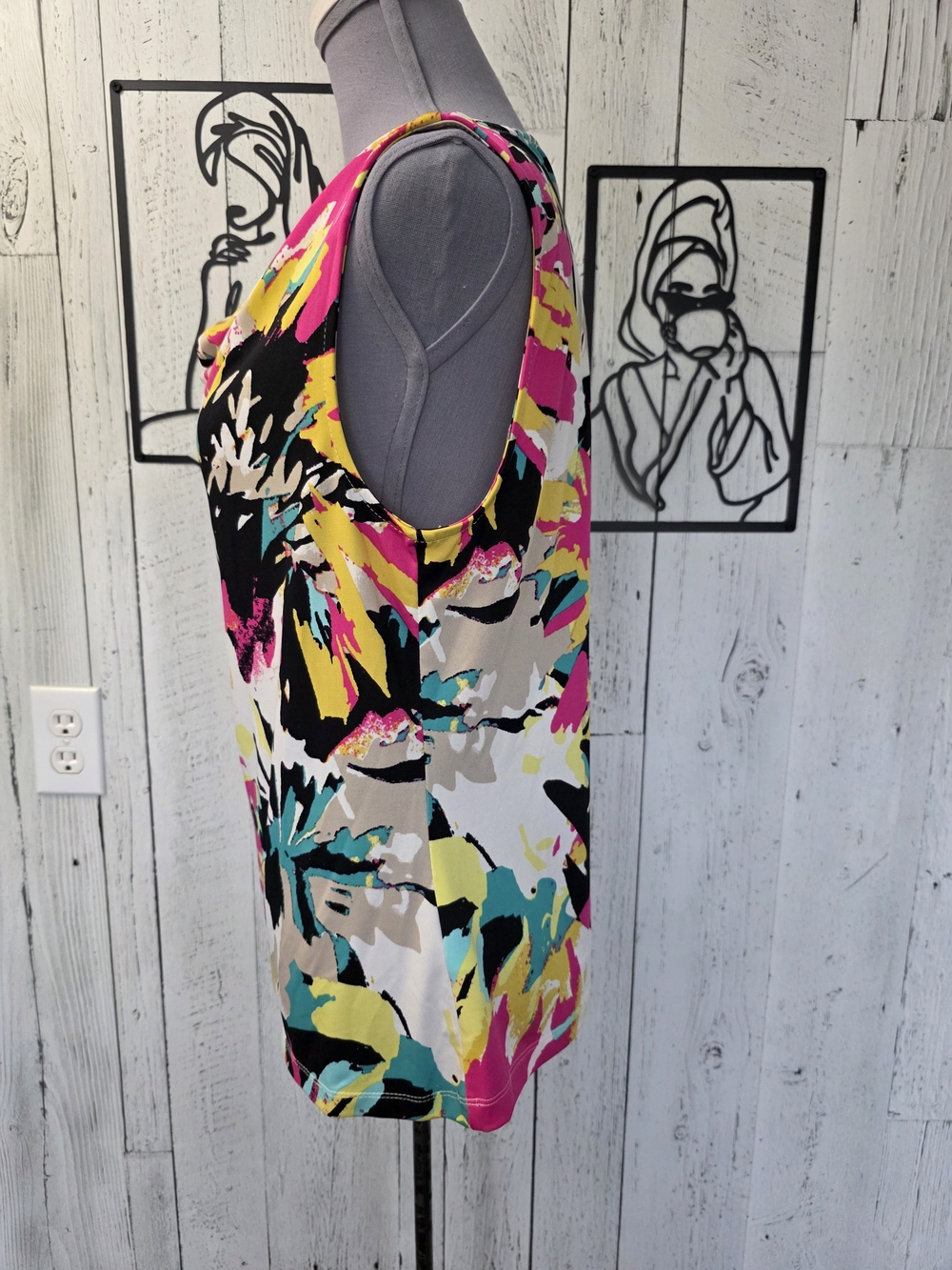 Tahari Multicolour Abstract Print Cowl Neck Sleeveless Top Size Large - Picture 6 of 11
